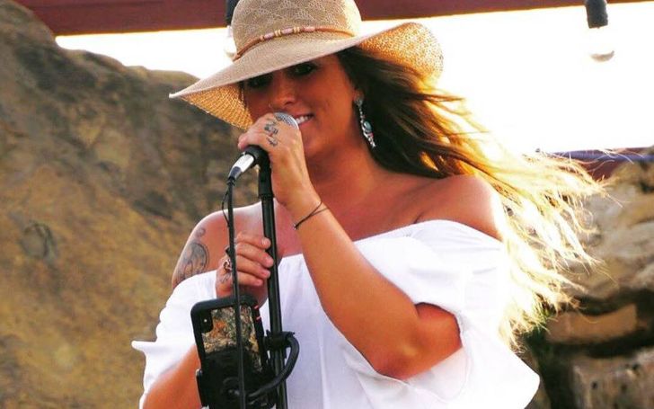 Taylor Dee, 33, a Rising Country Singer, Untimely Death Broke Many Hearts. 